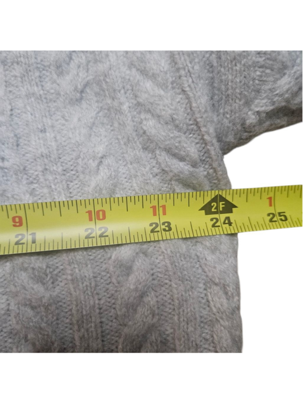 Express Medium Grey Cable Knit Cropped Hoodie Sweater - Picture 4 of 7
